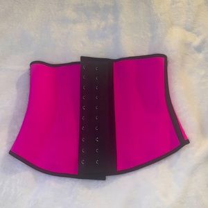 Angel Curves workout trainer